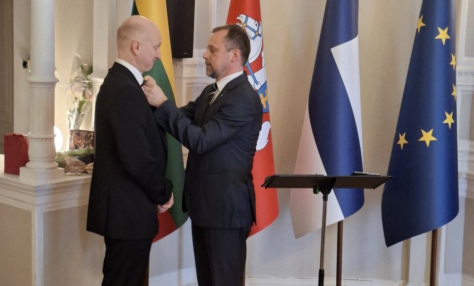 Arvydui Dapkūnui - apdovanojimas už nuopelnus puoselėjant lietuvybę Suomijoje
